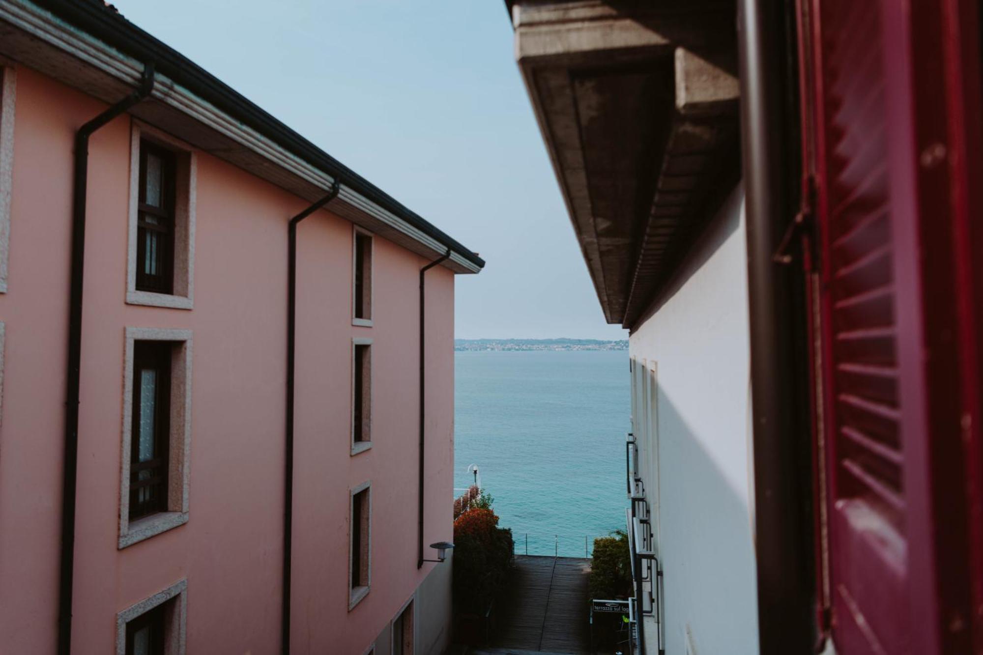 La Luce Di Sirmione Hotel Room photo
